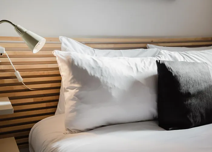 Tropea Court 2bed Penthouse In By Homely 슬리에마