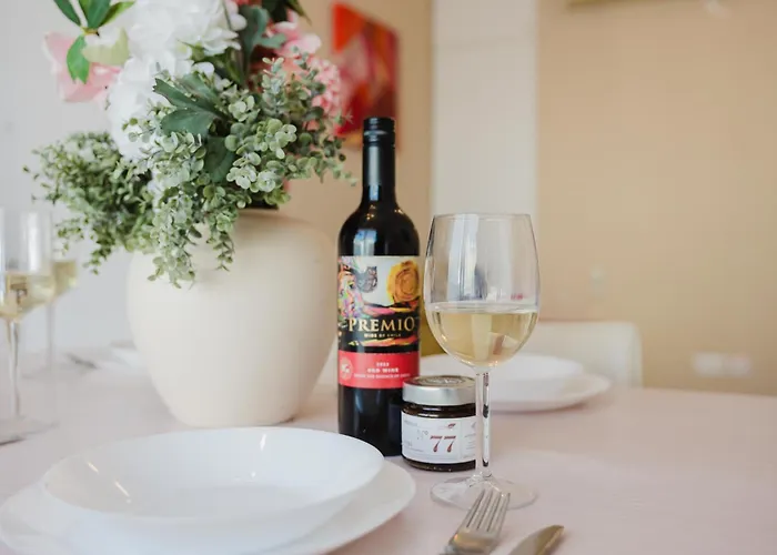 Tropea Court 2bed Penthouse In By Homely *