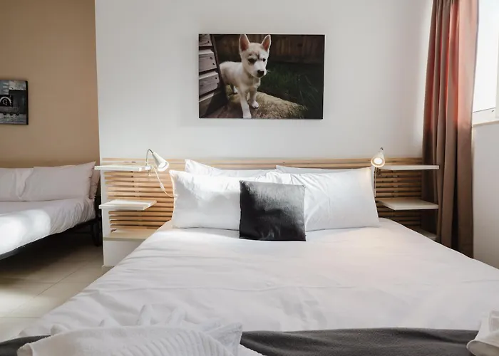 Tropea Court 2bed Penthouse In By Homely * 슬리에마